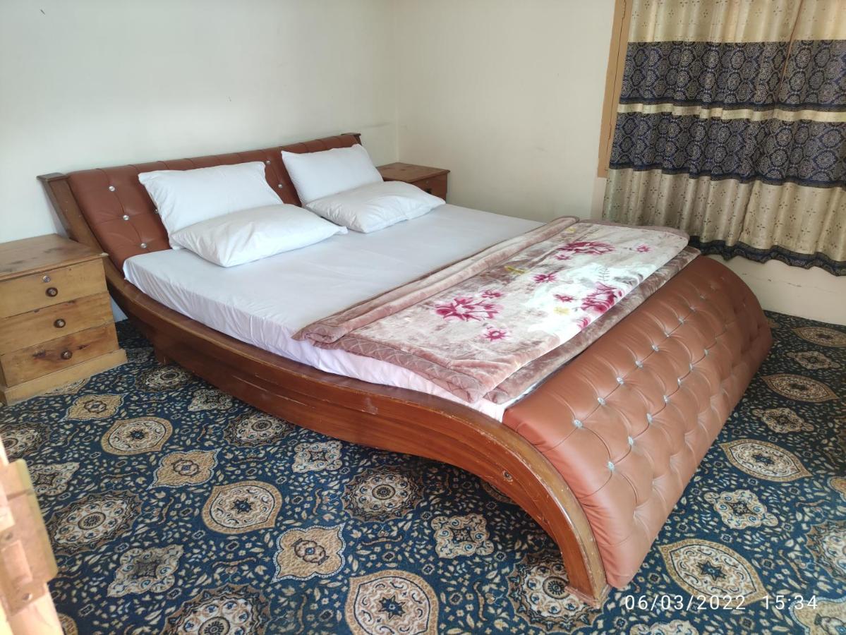 Laal Haveli Hotel Skardu Eksteriør billede